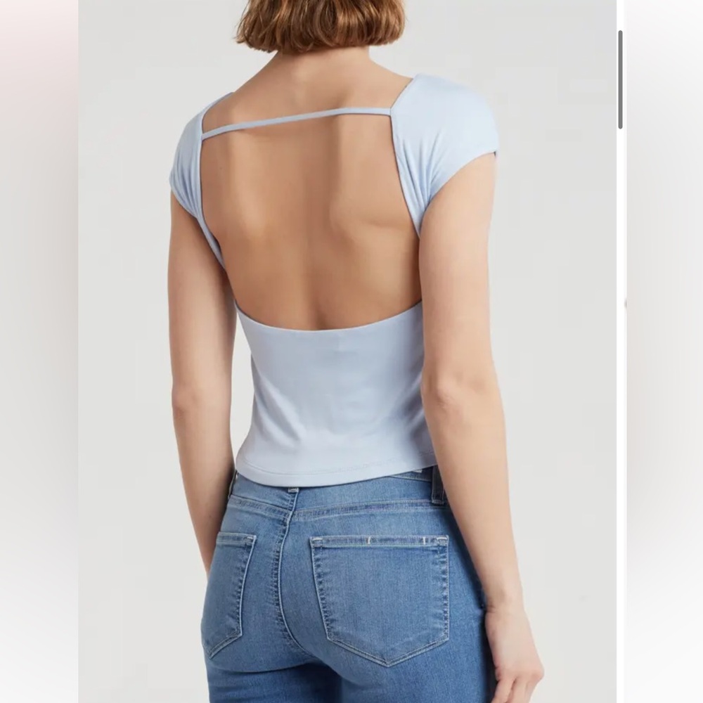 Open Back Baby Tee Baby Blue Top | Soft Girl Y2K Minimal Tee L NWT Low Back